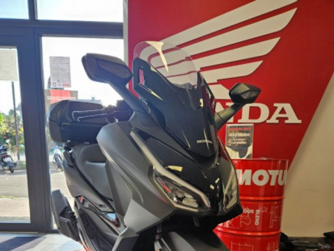 HONDA FORZA 125 ABS 4