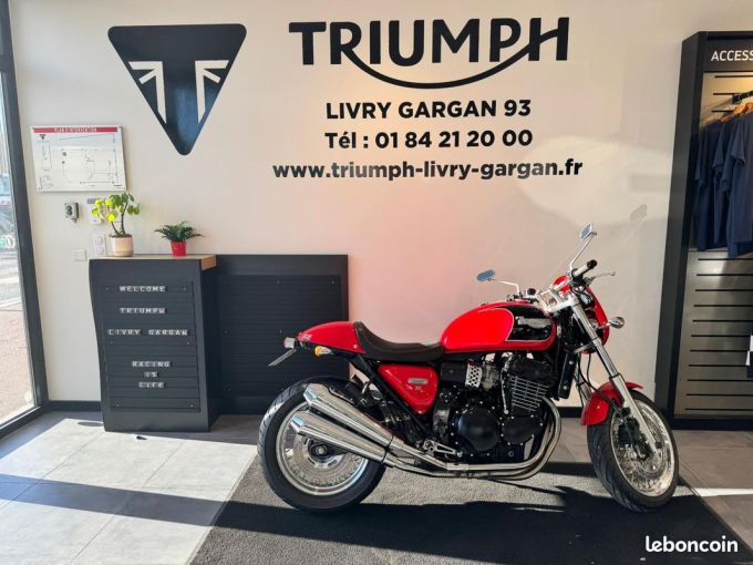 TRIUMPH THUNDERB. STORM 4
