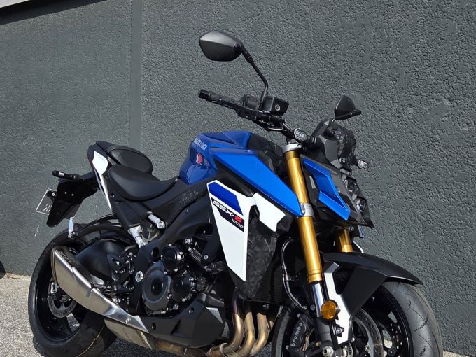 SUZUKI GSX-S 1000 4