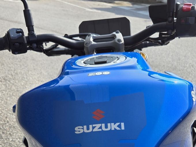 SUZUKI GSX-S 1000 4