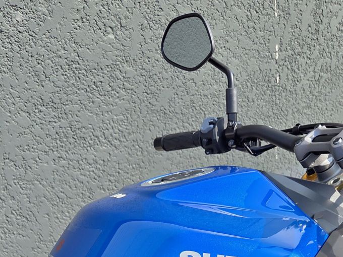 SUZUKI GSX-S 1000 4