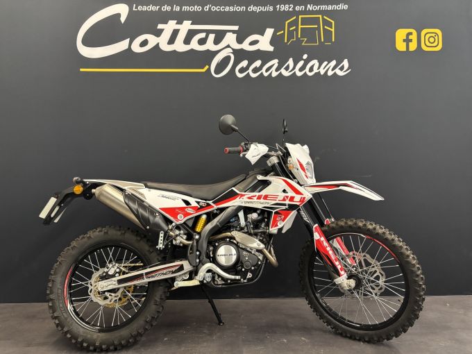 RIEJU MARATHON PRO125 4