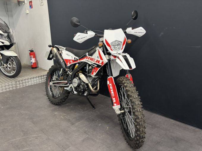 RIEJU MARATHON PRO125 4