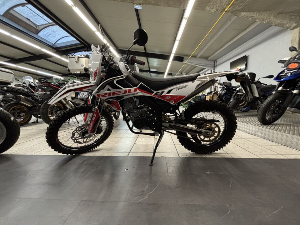 RIEJU MARATHON PRO125 4