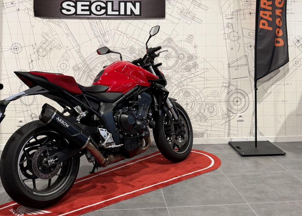 HONDA CB 1000 Hornet 4