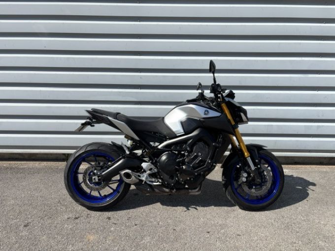 YAMAHA MT 09 ABS 4