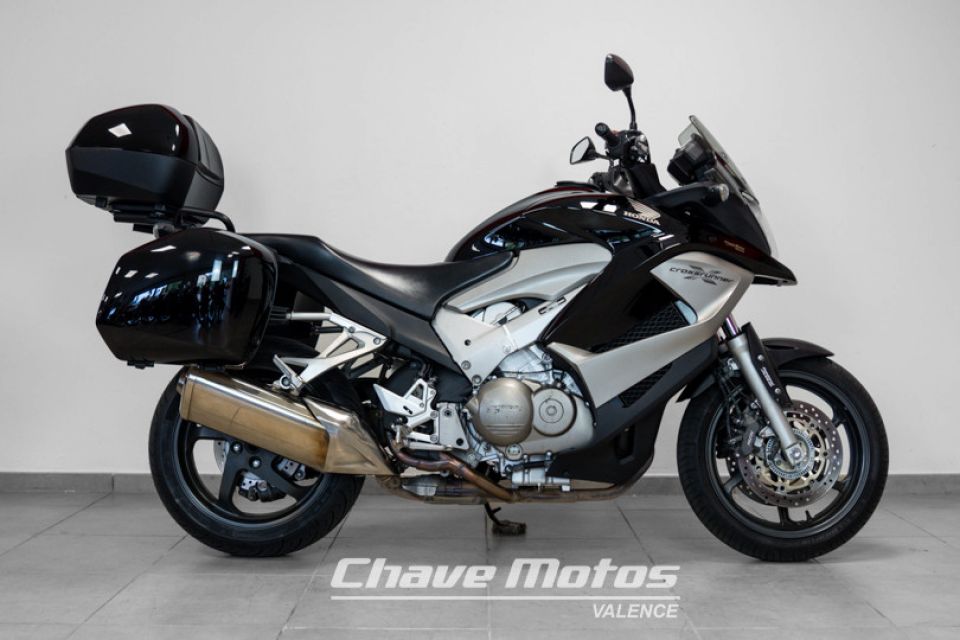 HONDA VFR800X 4