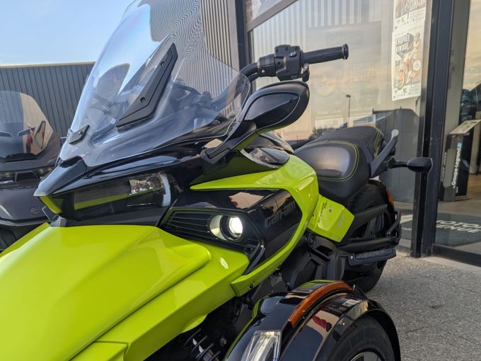 CAN-AM SPYDER F3-S 4