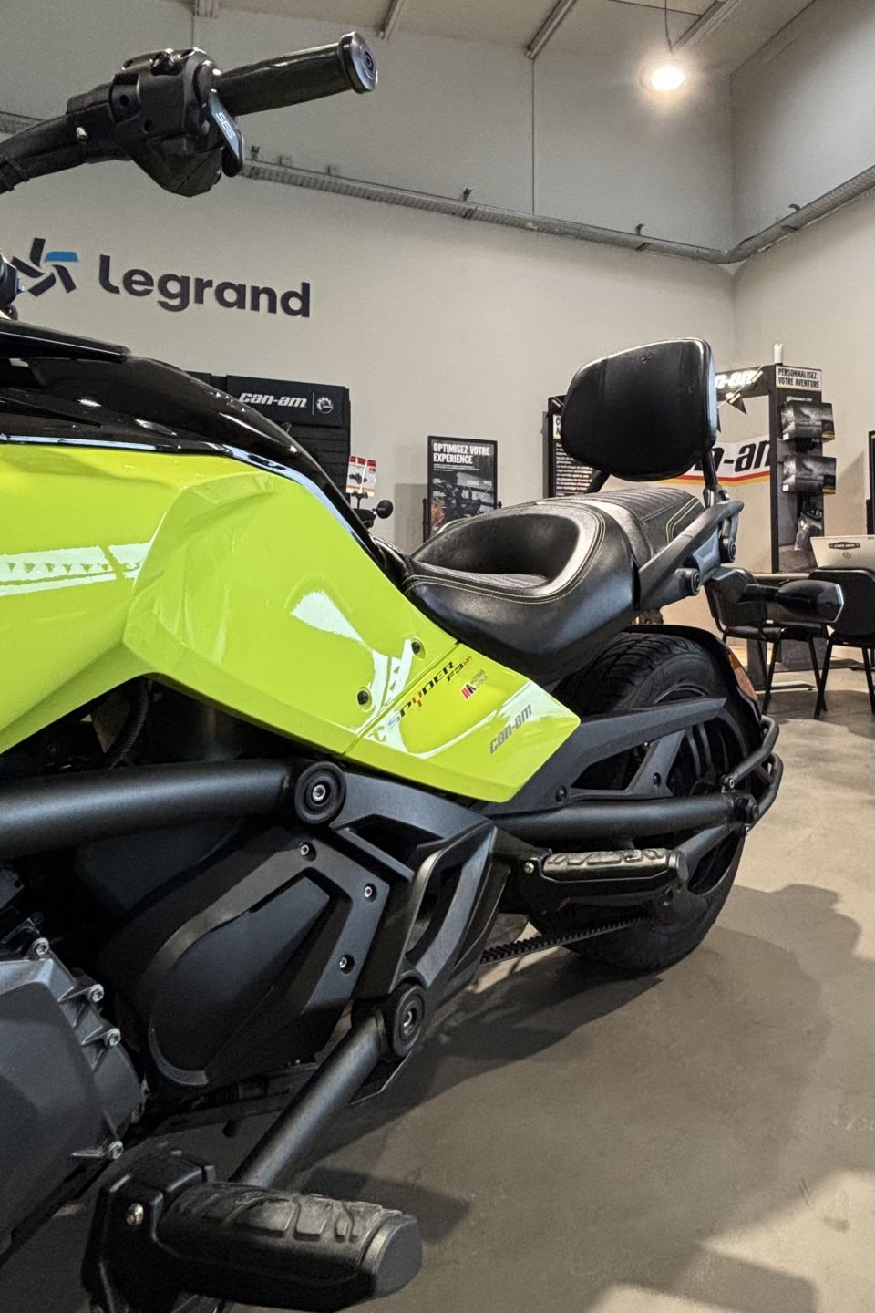 CAN-AM SPYDER F3-S 4