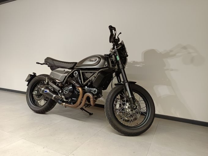 DUCATI SCRAMBLER 4