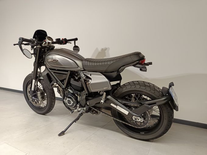 DUCATI SCRAMBLER 4