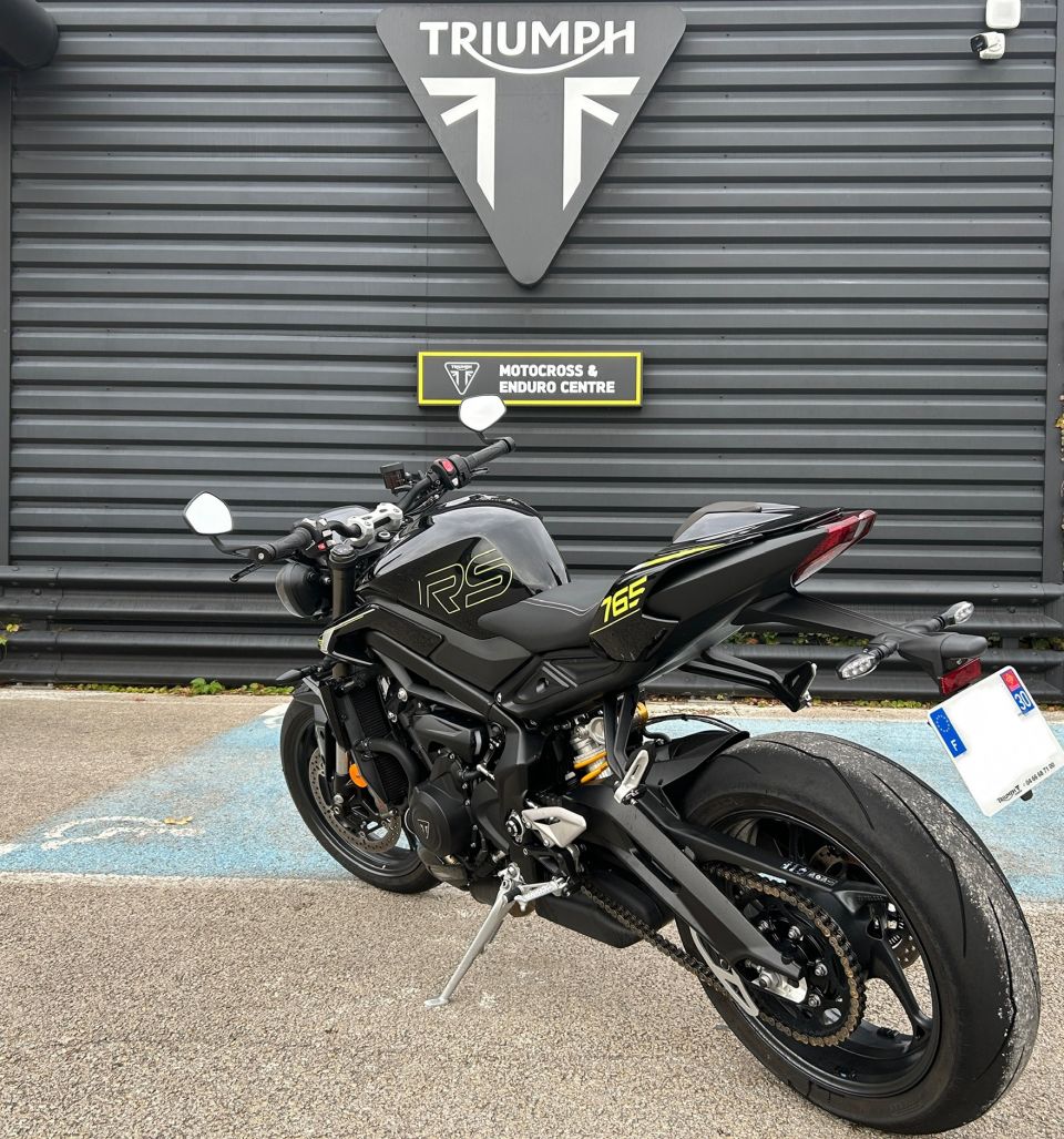TRIUMPH STREET TRIPLE 765 RS 4