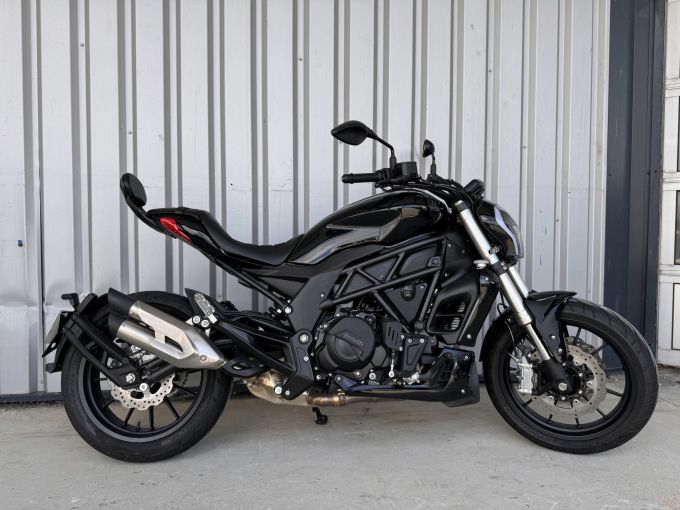 BENELLI TRK 502 4