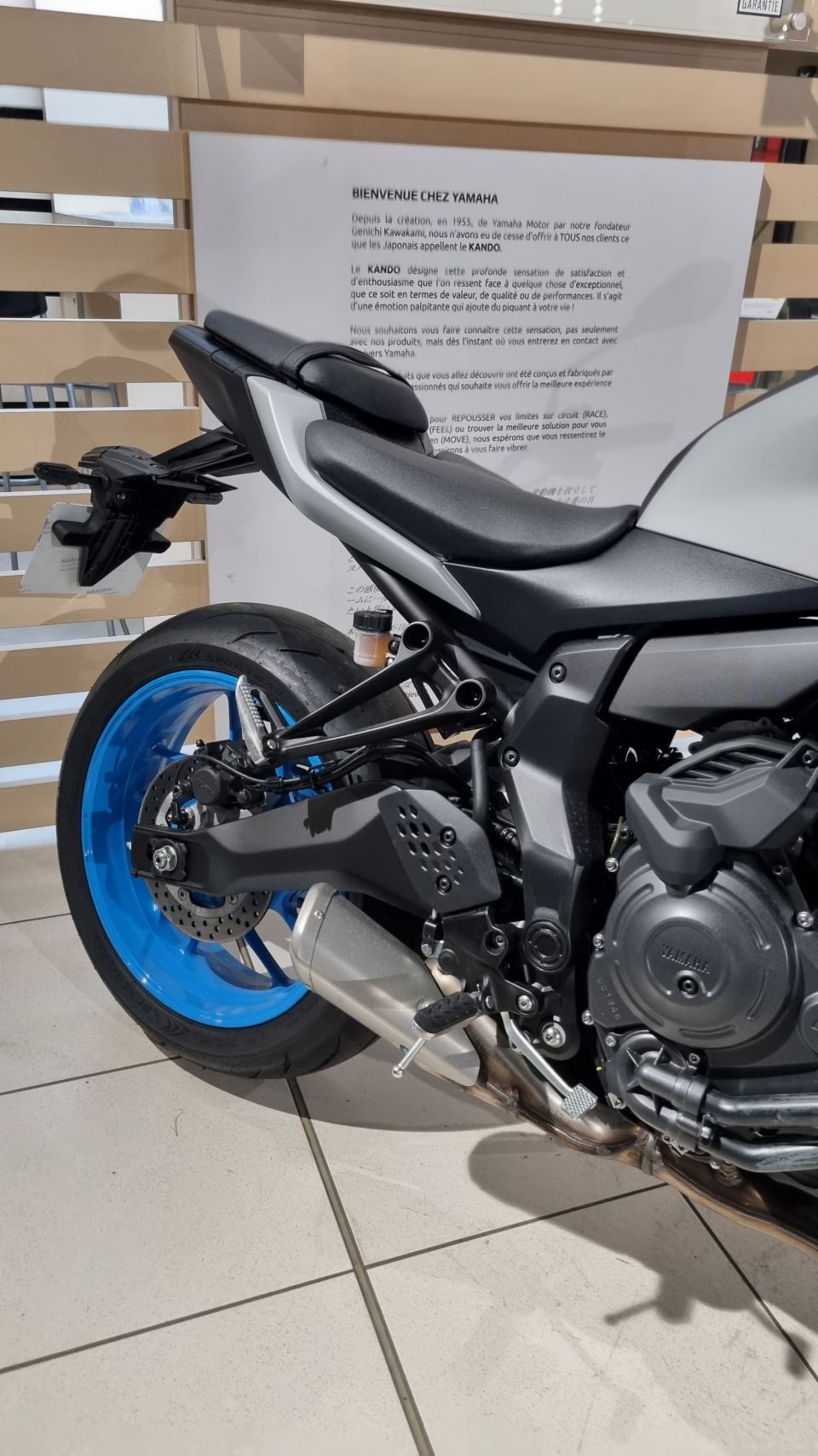 YAMAHA MT-07 Y-AMT 4