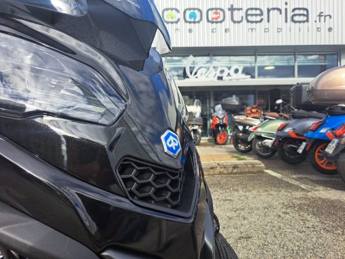 PIAGGIO MP3 400 HPE SPORT ABS ASR 4