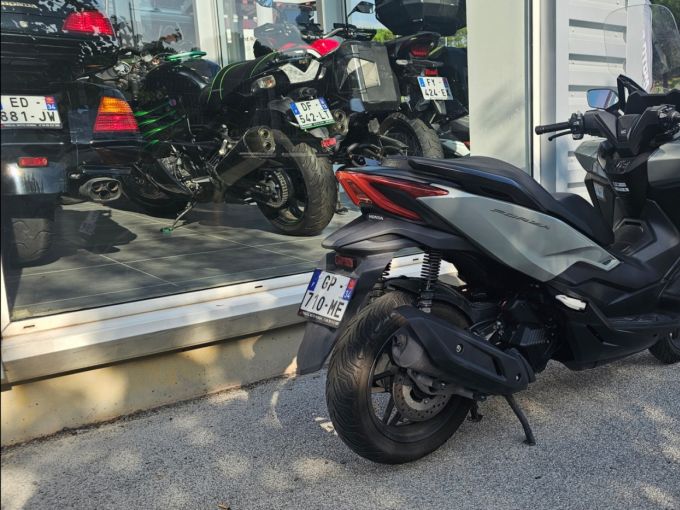HONDA NSS FORZA 125 4