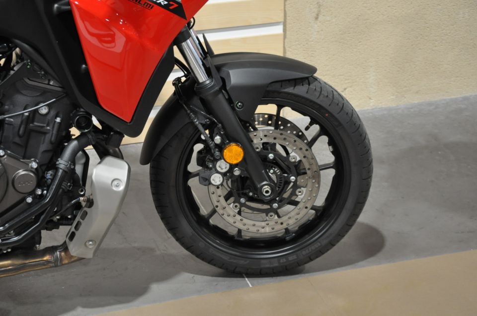 YAMAHA TRACER 7 4