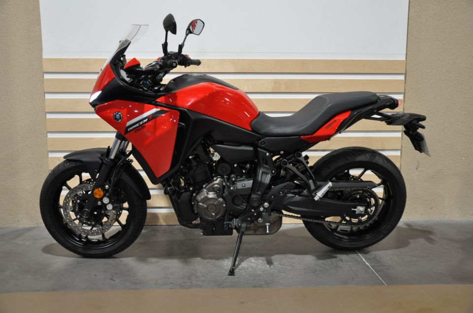 YAMAHA TRACER 7 4