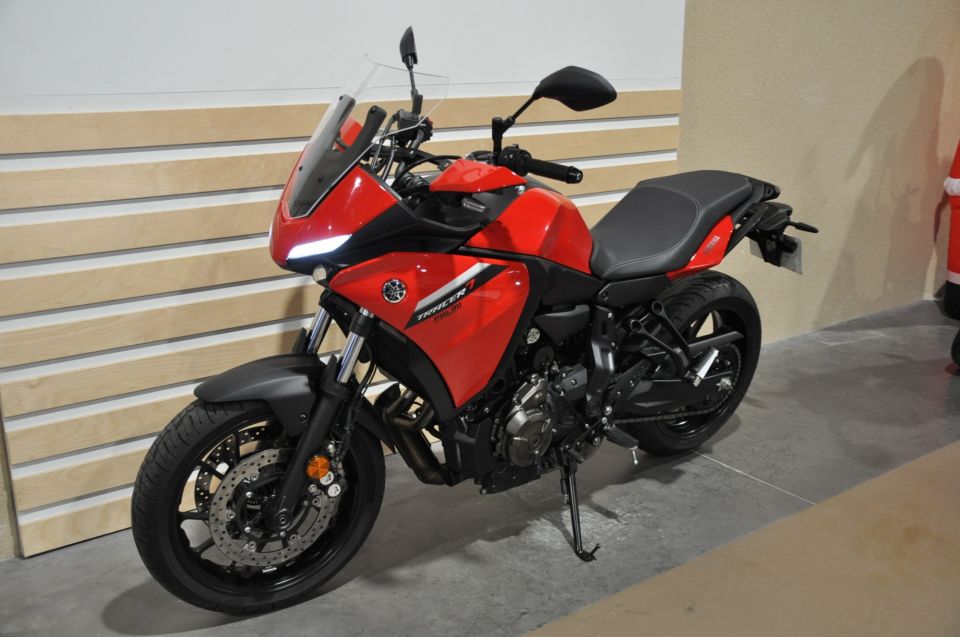 YAMAHA TRACER 7 4