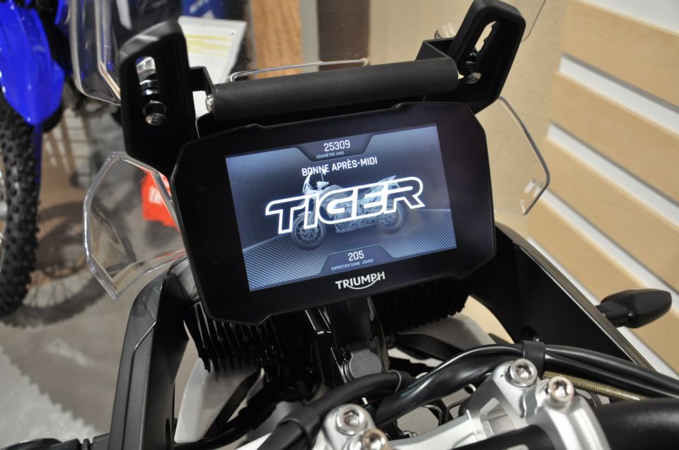 TRIUMPH Tiger 900 GT PRO 4