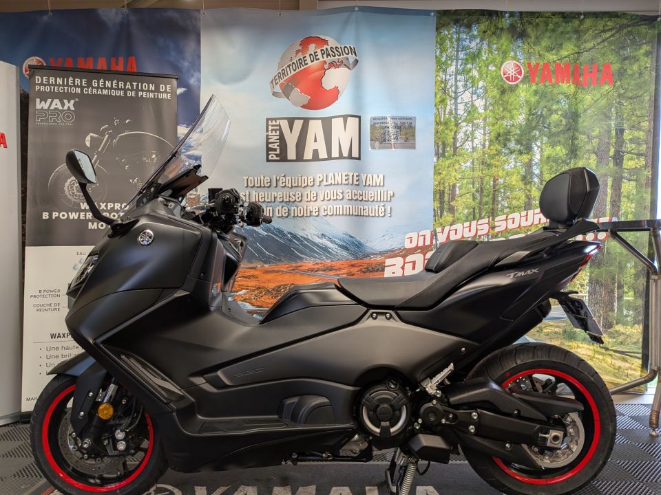 YAMAHA XP T-MAX 560 4