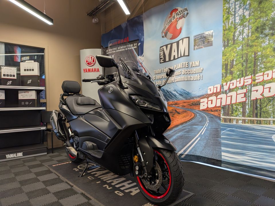 YAMAHA XP T-MAX 560 4