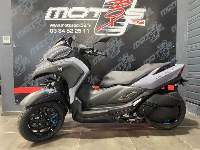YAMAHA TRICITY 300 4