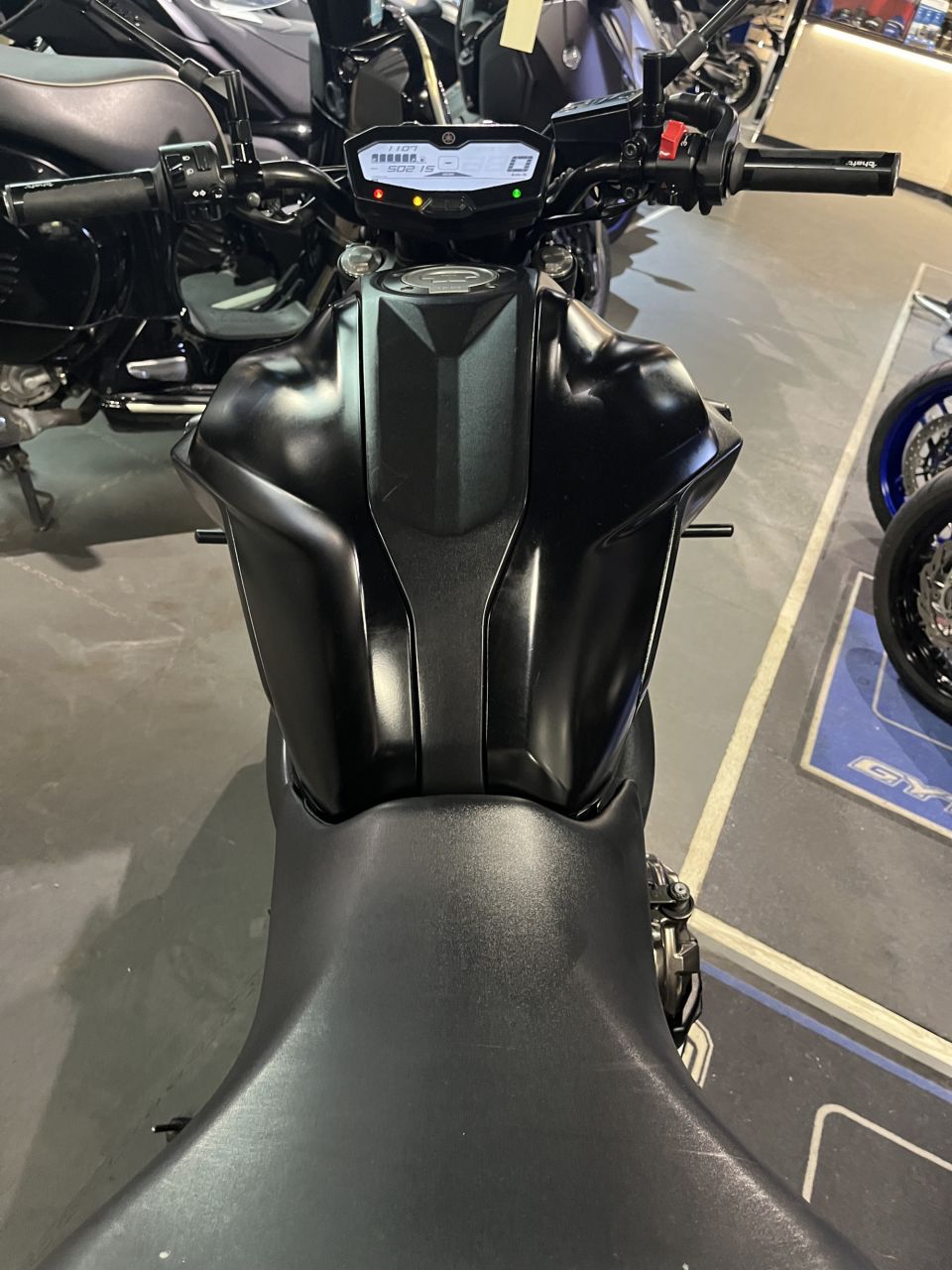 YAMAHA MT-07 (47.5CV) 4