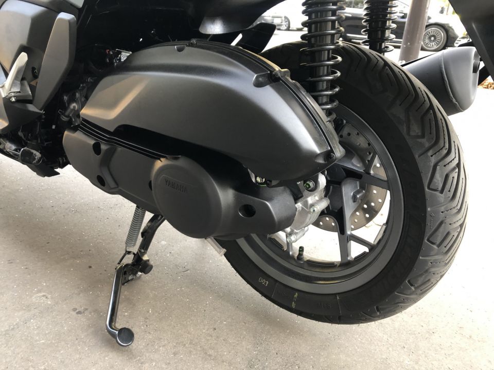 YAMAHA XMAX 125 TECH MAX+ 4