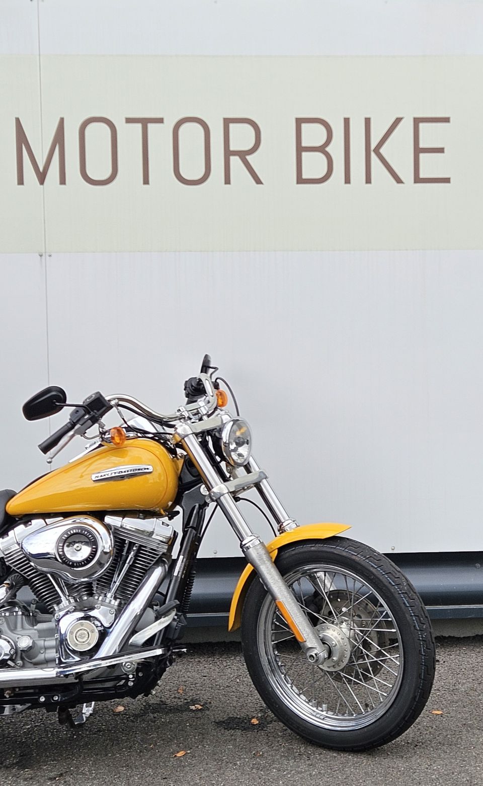 HARLEY-DAVIDSON DYNA SUPER GLIDE 1584 4