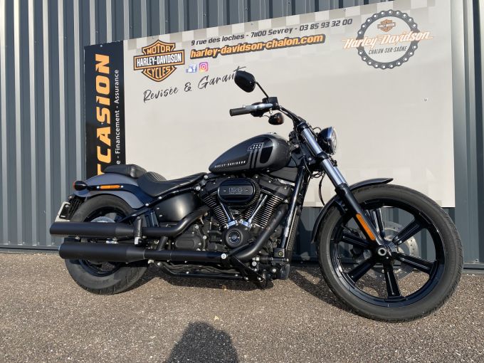 HARLEY-DAVIDSON SOFTAIL STREET BOB 1868 4