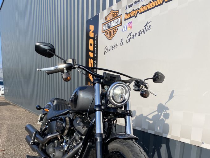 HARLEY-DAVIDSON SOFTAIL STREET BOB 1868 4