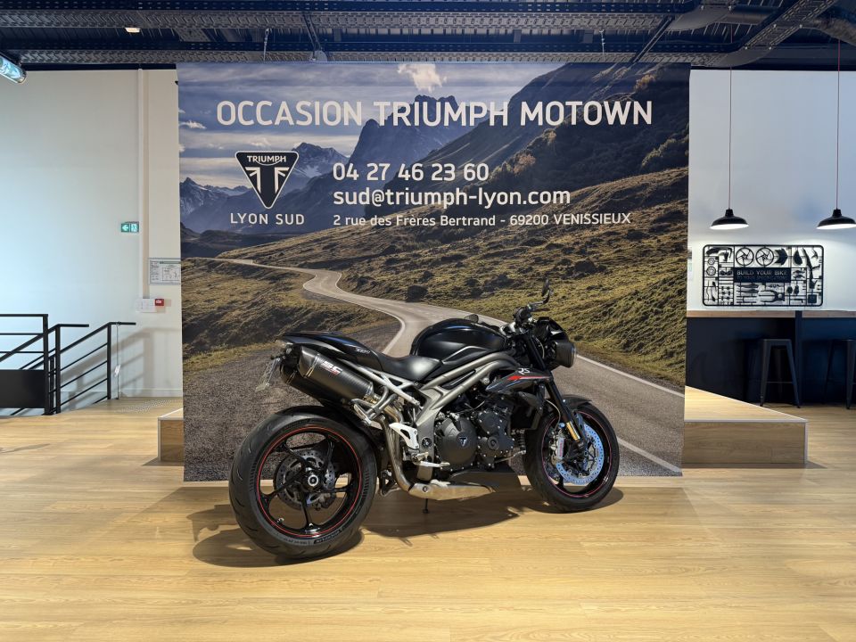 TRIUMPH SPEED TRIPLE 1050 RS 4