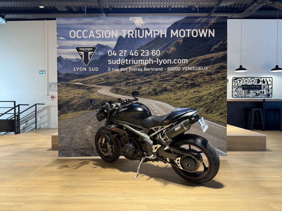 TRIUMPH SPEED TRIPLE 1050 RS 4