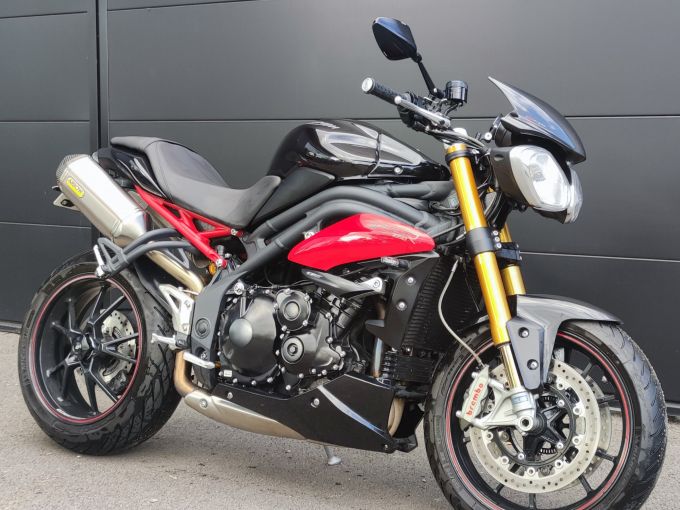 TRIUMPH SPEED TRIPLE 1050 R 4