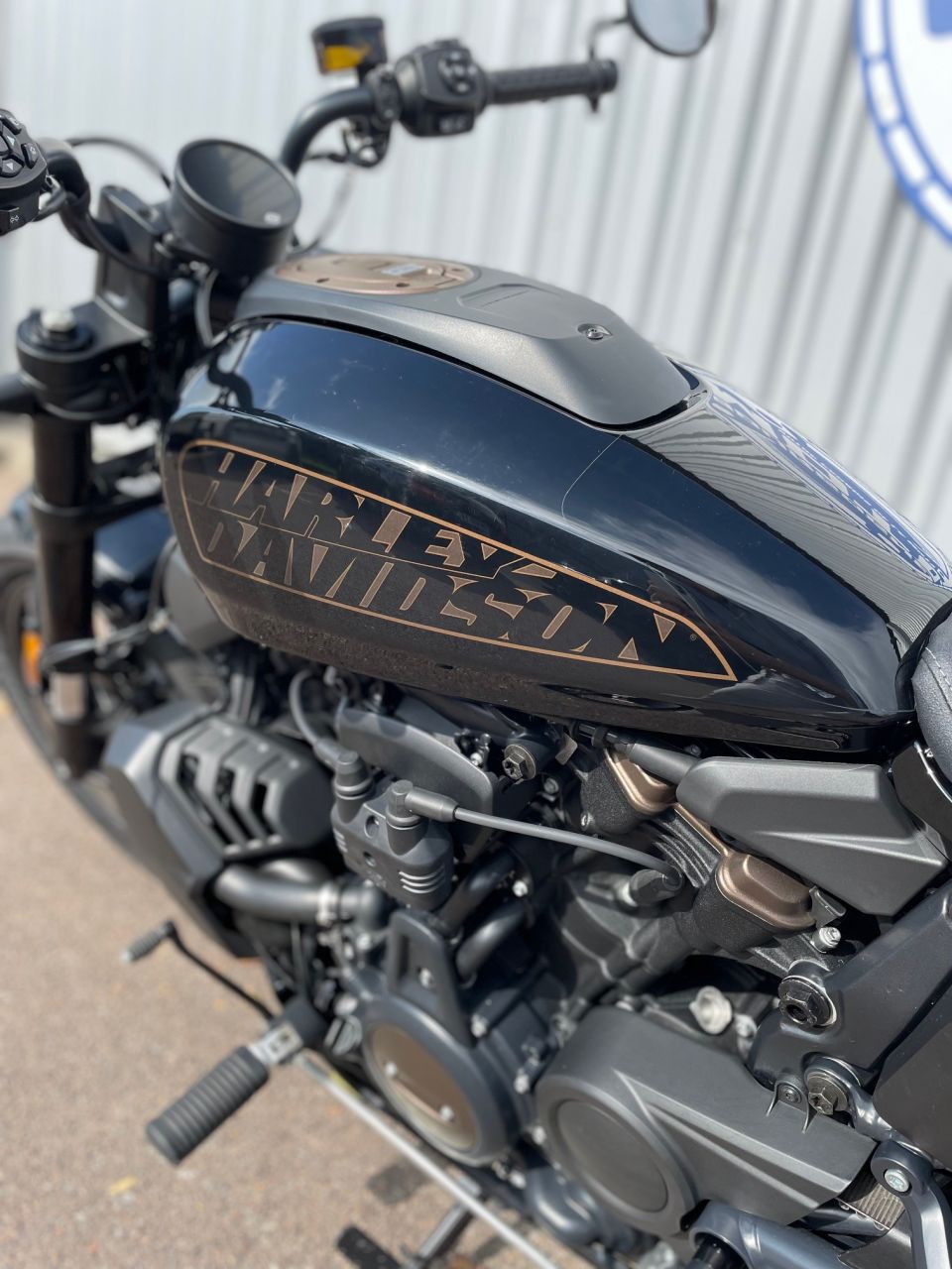 HARLEY-DAVIDSON SPORTSTER 1250 S 4