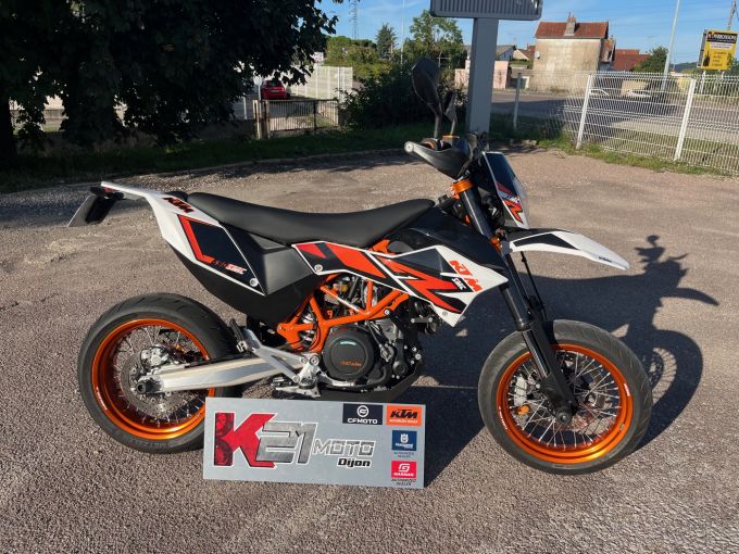 KTM 690 SMC R 4