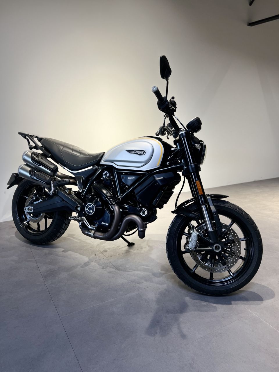 DUCATI SCRAMBLER 1100 PRO 4