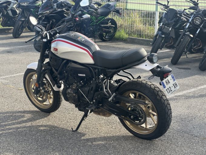 YAMAHA XSR 700 4