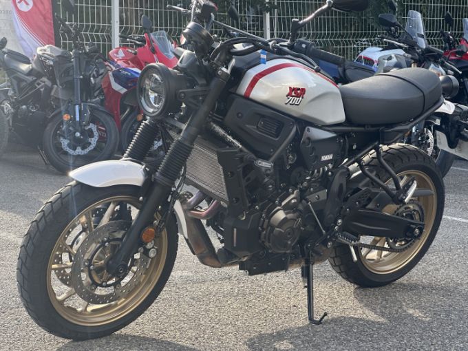 YAMAHA XSR 700 4