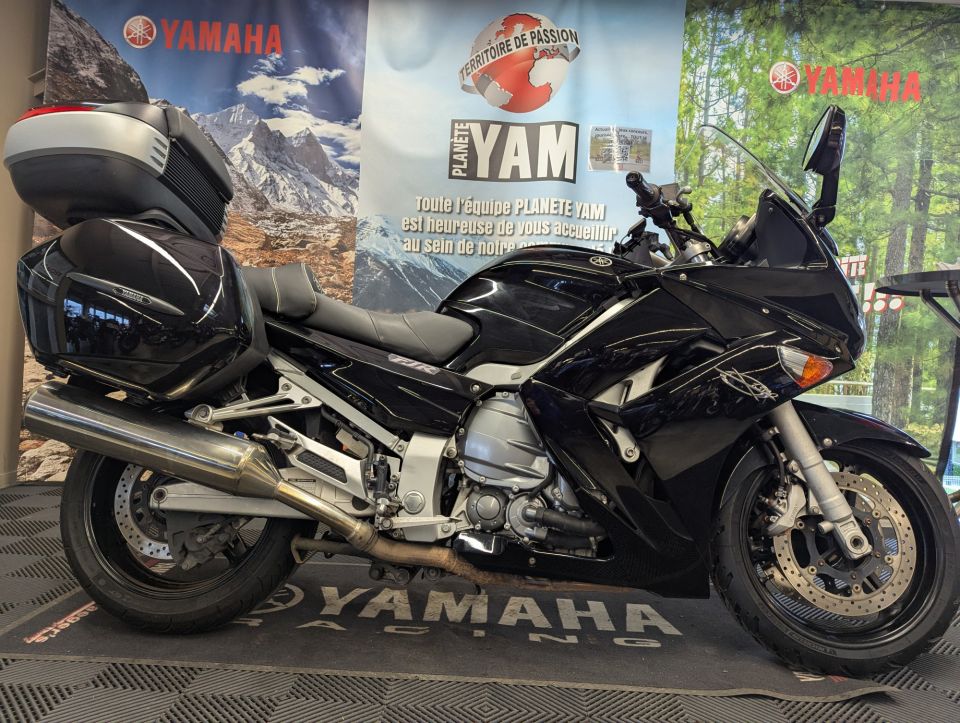 YAMAHA FJR 1300 ABS 4