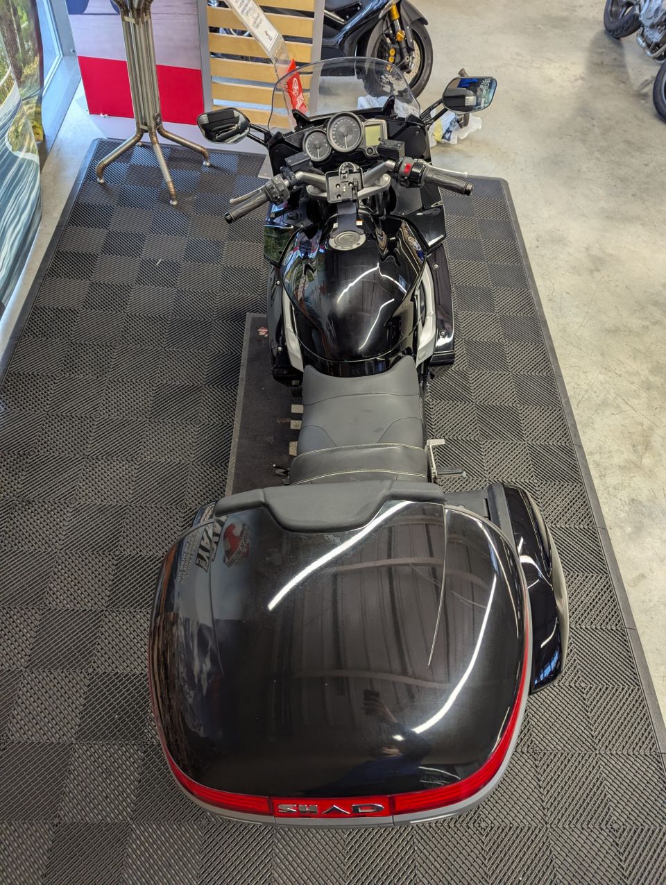 YAMAHA FJR 1300 ABS 4