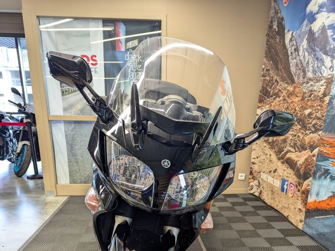 YAMAHA FJR 1300 ABS 4