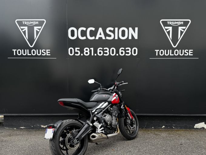 TRIUMPH TRIDENT 660 4