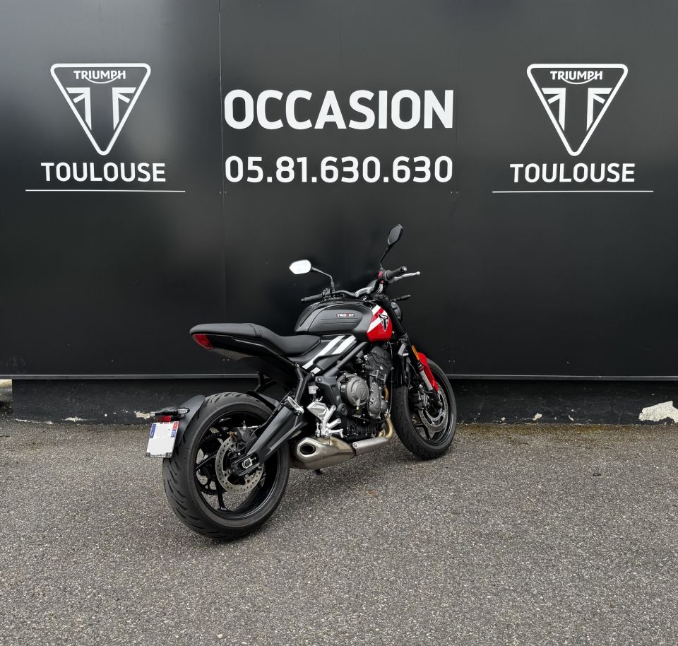 TRIUMPH TRIDENT 660 4