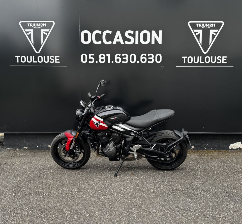 TRIUMPH TRIDENT 660 4