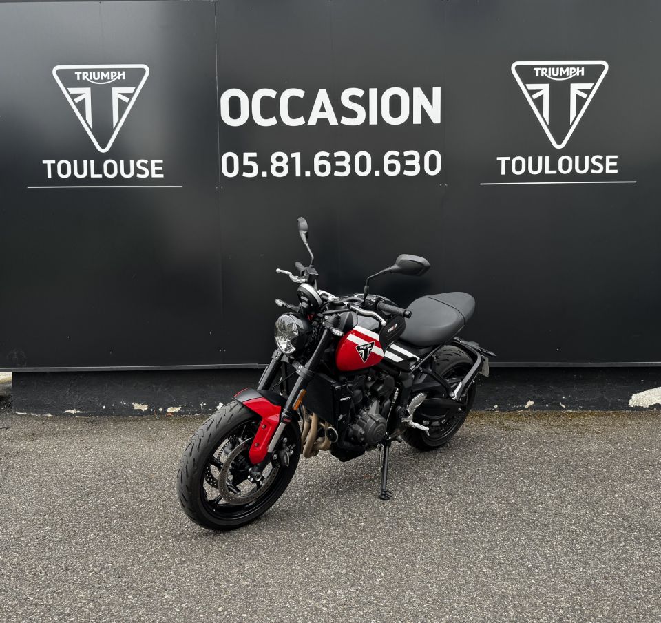 TRIUMPH TRIDENT 660 4