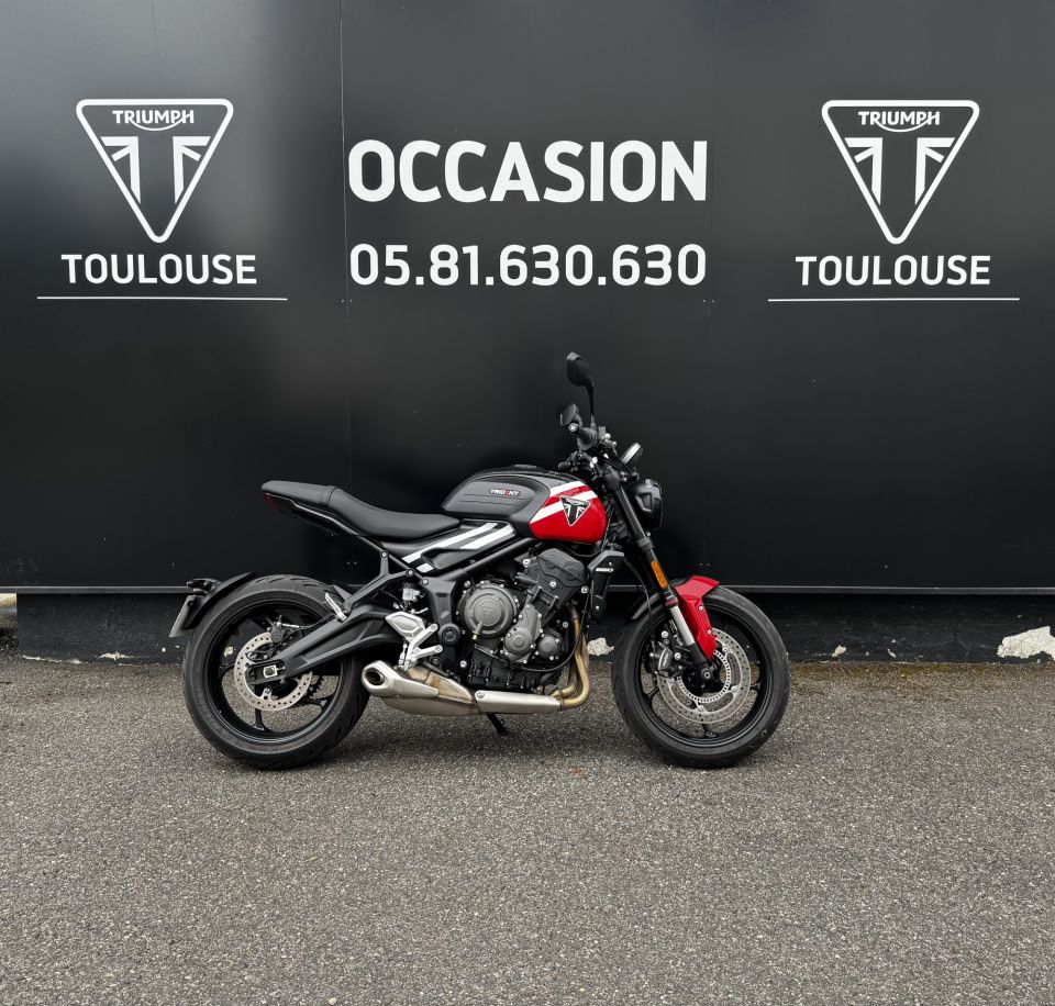 TRIUMPH TRIDENT 660 4