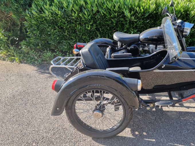 ROYAL ENFIELD BULLET 500 CLASSIC 4