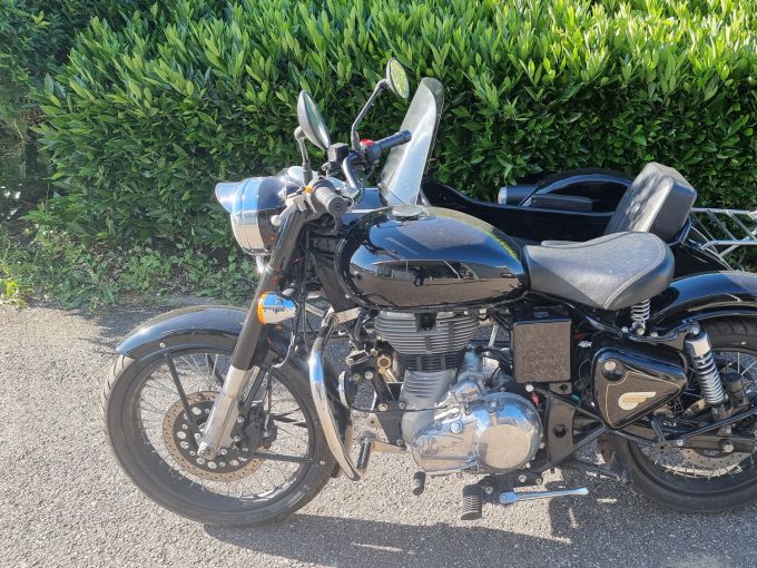 ROYAL ENFIELD BULLET 500 CLASSIC 4